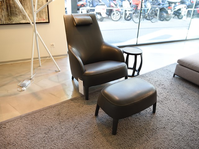 Maxalto Febo Bergere Armchair in quick delivery Salvioni