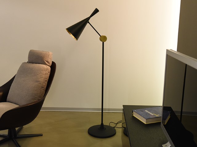 tom dixon beat floor lamp