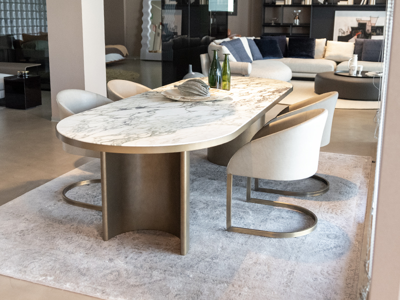 Molteni & C | Blevio Table in quick delivery | Salvioni Design Solutions